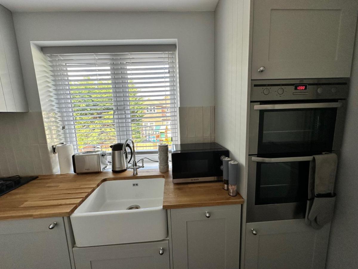 A Luxury 2 Bedroom Apartment Barnet Exterior foto