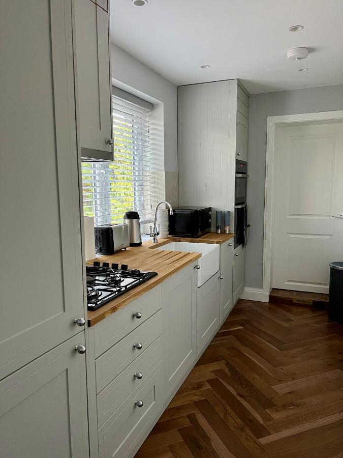 A Luxury 2 Bedroom Apartment Barnet Exterior foto